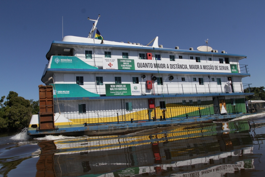 Naufrágio do Barco Hospital Walter Bártolo no Rio Mamoré Afeta Atendimento em Comunidades Isoladas